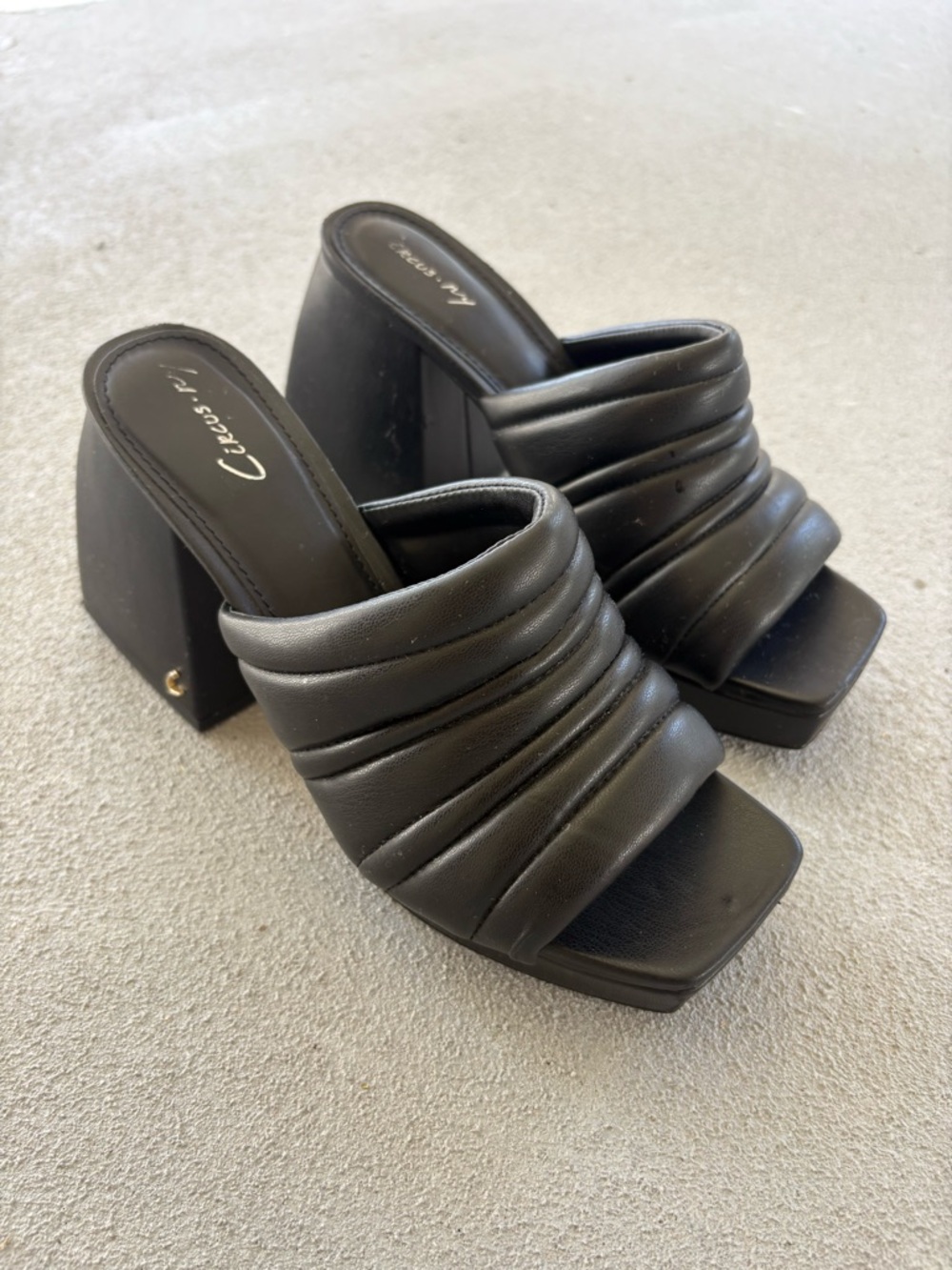 Circus by Sam Edelman Black Padded Ruched Block Slide Heels